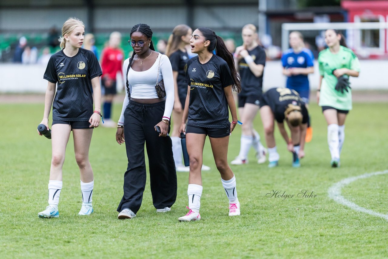 Bild 416 - Loewinnen Cup